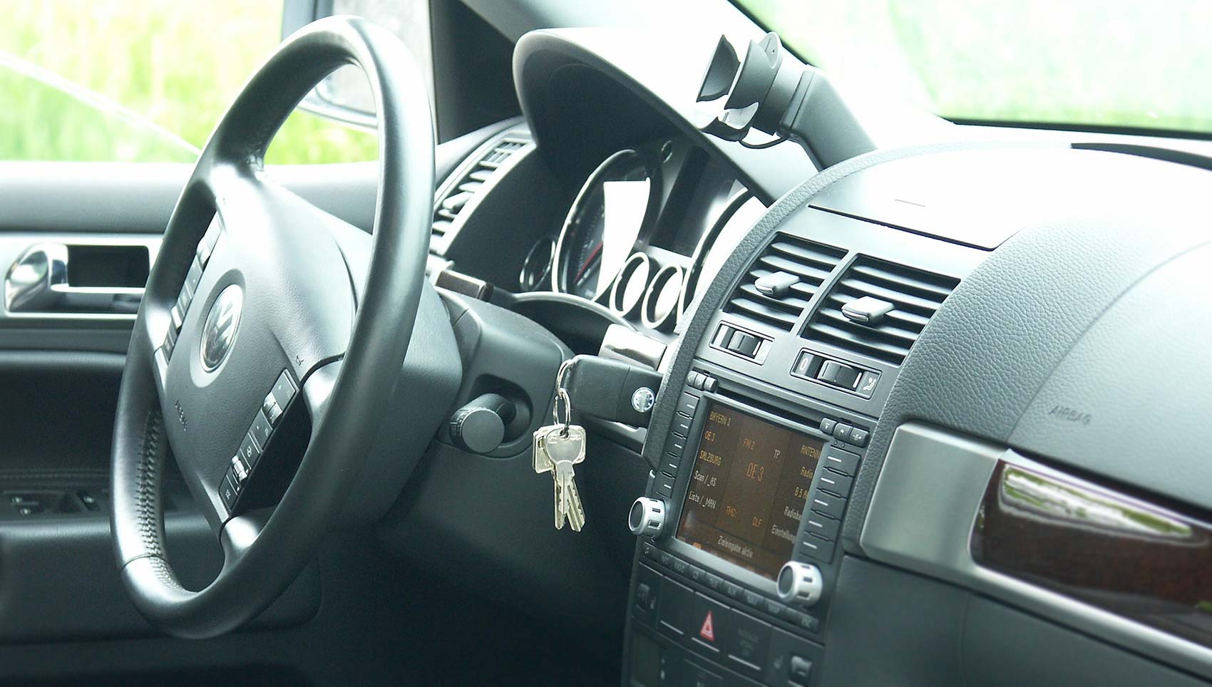 auto ignition repair and car key replacement
